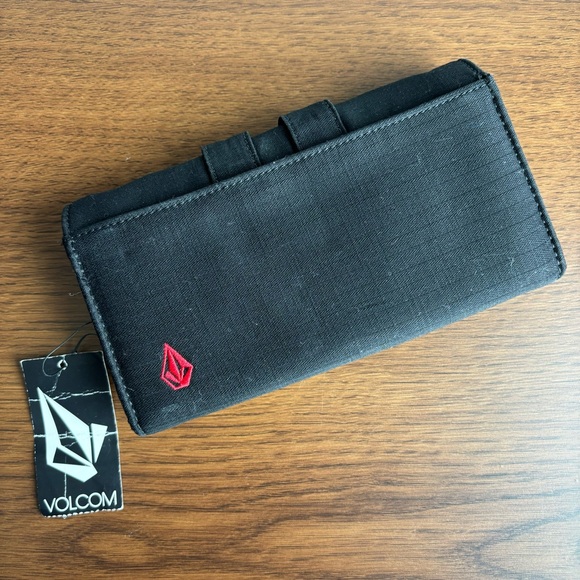 Y2K Volcom Black Red Wallet With Original Tags - Picture 7 of 10